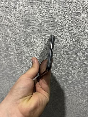 apple watch adapter: IPhone X, 64 GB, Qara, Face ID — 6