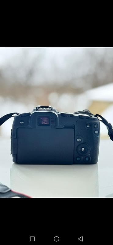 iphone 12 kredit: Canon EOS RP + RF 24-105mm obyektiv Məhsul təsviri: - Tam kadr — 3