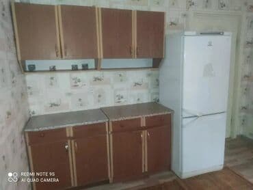 neftçilərdə kirayə: 120 kv. m, 4 otaqlı, Kombi, Qaz, İşıq — 25