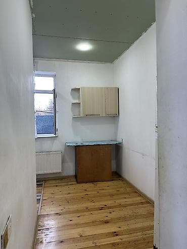 sumqayitda tecili satilan evler: Azadliq metrosuna yaxin Resulzade qesebesinde 100 nomreli mektebin — 4