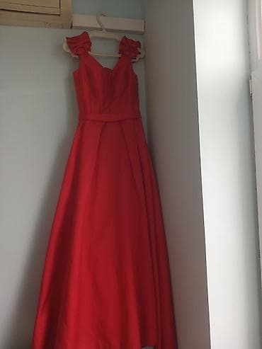 ereb qizili instagram: Qırmızı ziyafət/axşam geyimi - Stil: Uzun, A-kəsim ətəkli ziyafət — 1