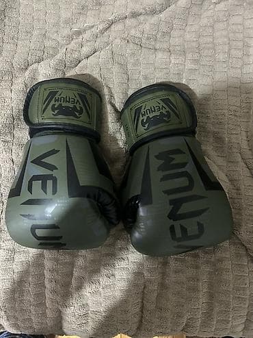 kask boks: Venum boks əlcəkləri – yaşıl/qaranın kombinasiya rəngi - Brend: Venum — 1