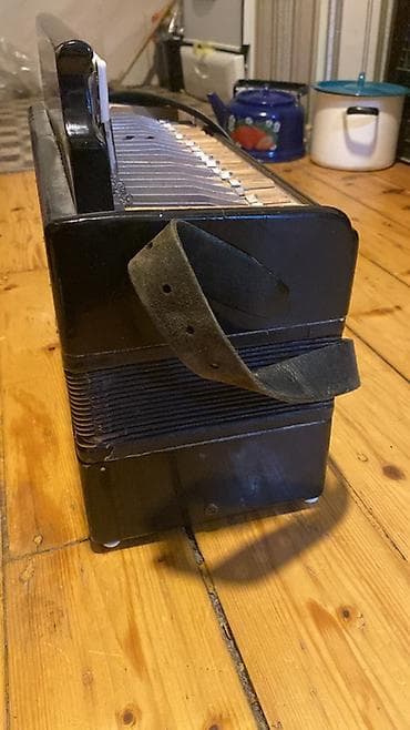 Musiqi alətləri: Qarmon, Akustik, İşlənmiş, Ödənişli çatdırılma — 3