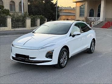 Продажа авто: Elektrik sedan – Hongqi E-QM5 - Kuzov: aerodinamik xəttlərə malik ağ — 3