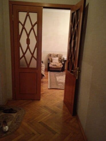 ismayil hidayetzade kucesi 130: 8 noyabr metrosunun yaxınlığında kərpəz hospitalina yaxın 4 mertebeli — 3