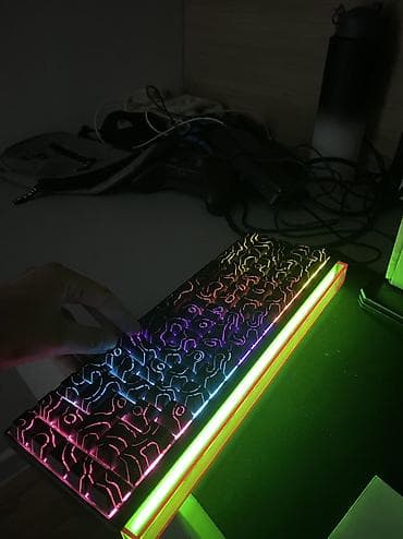 barter komputer: Nacodex NK68 klaviaturası qırmızı switch qabagında rgb işiqları var — 6
