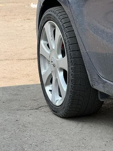 qar tekeri: İşlənmiş Disk təkər Hyundai 215 / 45 / R 17, 5 Boltlu — 3