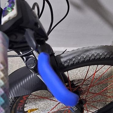 Şəhər velosipedləri: 🚲 Velosiped satılır – 200 AZN Yaxşı vəziyyətdə olan velosiped — 7