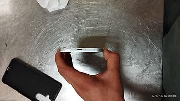samsung tab e: Samsung Galaxy A36, 256 GB, rəng - Ağ, Barmaq izi — 3