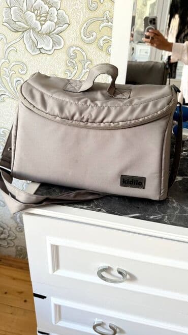 usaq sirqalari ve qiymetleri: Kalyasqa Kidilo brendi. yeniden seçilmir.sumkasida var Qiymet 110 azn — 5