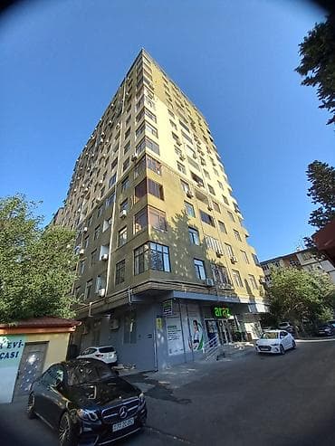 8-ci mikrorayon, 3 otaqlı, Yeni tikili, m. Azadlıq Prospekti, 108 kv. m