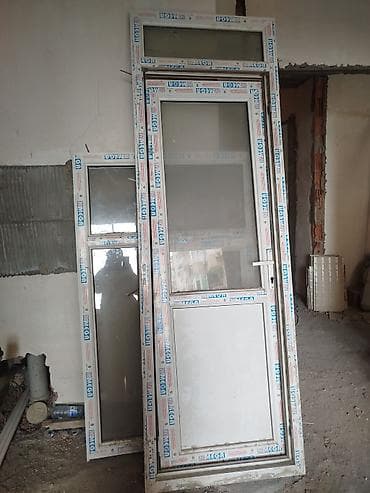 qapil: PVC qapı-pəncərə dəsti 2 ədəd mövcuddur - Material: ağ PVC profil — 1