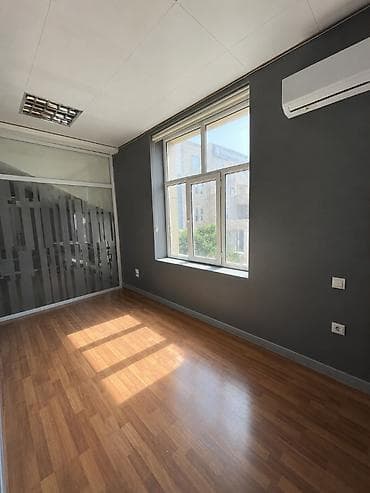 bolt bas ofis elaqe: Nərimanov rayonu, “Emiland” yaxınlığında, “Məmməd Araz” (köhnə Teymur — 3