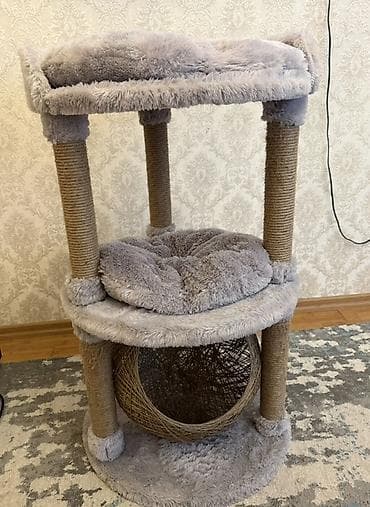 boz pişik: Pişik üçün 3 mərtəbəlu oyun və yuva - Rəng: boz (yumşaq, tüklü parça — 1