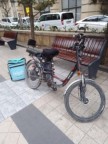 Salam. problemi yoxdur 48 V. 20 ah. batareya 350 W mator 35-40 km