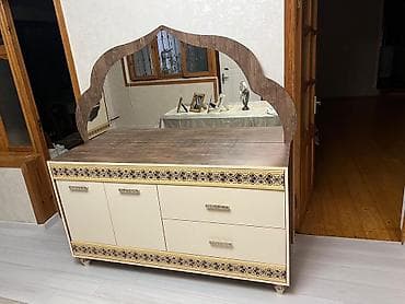 iki nəfərlik matras: Masa və oturacaqlar — 3