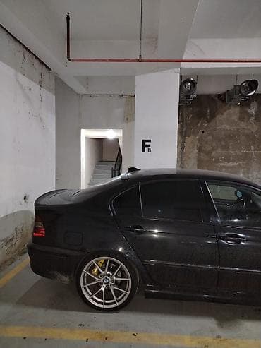 rustavis avto bazari: Qaraj premium binada yerləşir.Şərq bazarının arxasına düşür.Qiymətdə — 4
