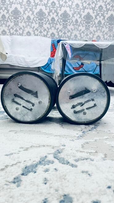 skamya idman: Ucuz qiymətə iki ədəd on kiloluq qantel satılır — 2