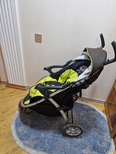 uwaq kalyaskasi type 1: İki tutacaqlı araba, Yaş: 1-6 ay — 2