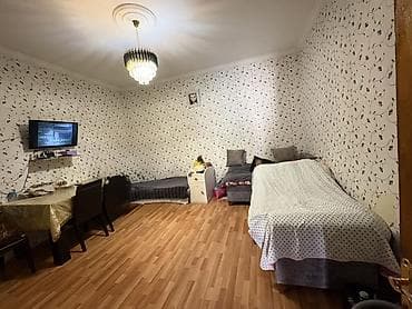 agdasda ev satilir: Kiraye otag yoldasi axtarilir. Komunal daxil 150 azn. Kombi — 1