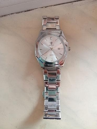 Qol saatı, rəng - Gümüşü