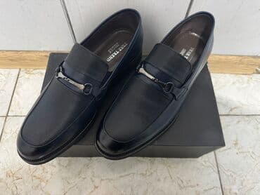 Kişi ayaqqabıları: Ayakqabi bir dəfə geymişəm təmiz dəridi baha alamişam bilən bilir — 1