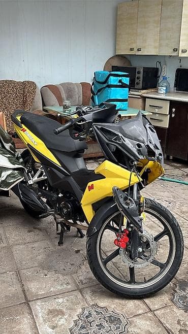 Аксессуары и тюнинг: Moped/motosiklet – “Runner/Monkeys” stilində sarı-qara rəngli — 2