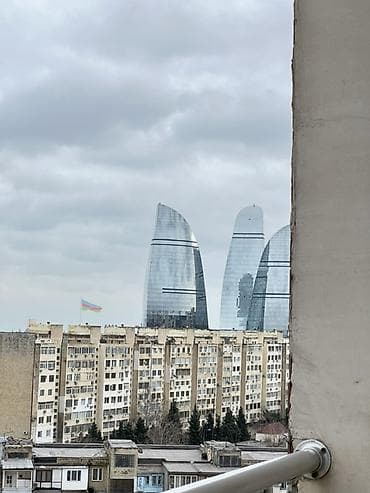 Bakı, Yasamal, 3 otaqlı, Köhnə tikili, m. Elmlər Akademiyası, 147 kv. m — 8