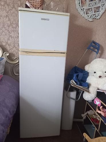 apple 6s plus: İşlənmiş 2 qapılı Beko Soyuducu Satılır, rəng - Ağ — 1