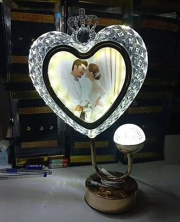 LED işıqlı ürək formalı foto çərçivəli stolüstü lampa - Dizayn: Ürək