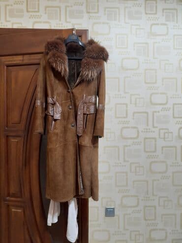 женские классические пальто: Təmiz Dublomka satılır boynu Xəz dəridir,özüdə nabukdur — 3