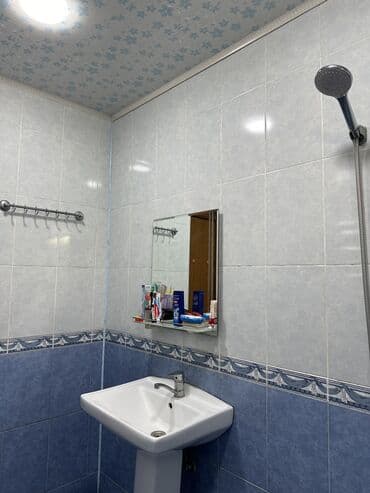 4 cü mikrorayon baki: Поселок Сураханы 4 комнаты, 100 м², Нет кредита, Средний ремонт — 15