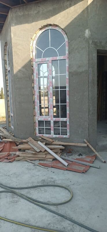 lalafo plastik qapi pencere: Ağ rəngli plastik çərçivəli bu pəncərə, müasir dizaynı ilə istənilən — 9