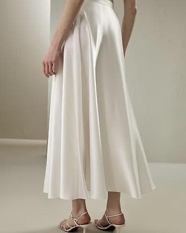 Ətəklər: Zərif axşam dəsti – iki hissəli - Yuxarı hissə: Qara, strapless top — 2