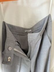 Dəst 35 Azn
60 azn alınıb
İdeal vəzuyətdədir
S və M ölçüyə gedir — 4