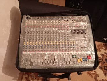 Brilliance: İşlənmiş Yamaha Kolonka, Növ - Toy üçün, rəng - Qara — 9