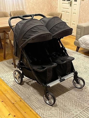 əkiz kalyaska: Əkizlər üçün araba — 1