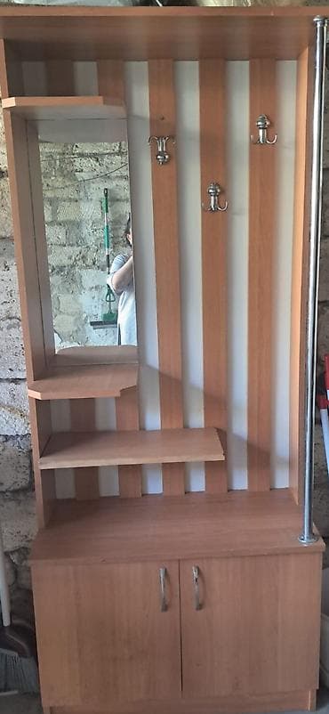 Balkon dolabları: Dəhliz dolabı — 1