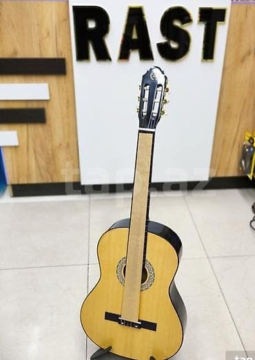Gitara Klassık yeni model Ölçü 4/4 Rəng; Qara natural Klassik gitara" — 1