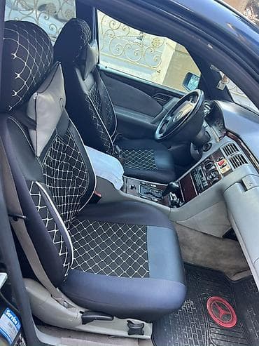 mercedes clk: Mercedes-Benz E-Class W210 sedan - Kuzov: 4 qapılı sedan, qara rəng - — 7