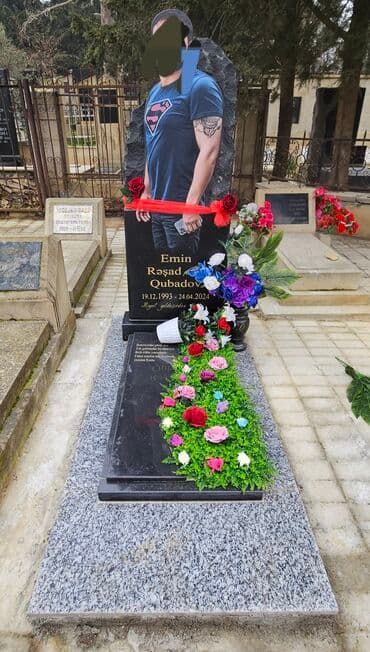 artizan quyularinin qazilmasi: Göstərilən xidmətlər. Məzar daşlarının hazırlanması. 3 d şəkillərin — 1