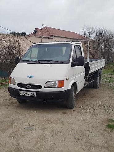 qadin masini: Ford Transit yük maşını – bortlu platforma - Marka/model: Ford — 2