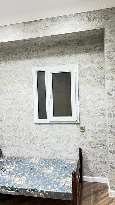 tarqovuda ev: Xırdalanın mərkəzində at hekəlinin yanı 12 mərtəbəli binanın 5ci — 8