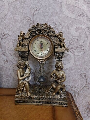 20 yanvar şəkilləri çəkmək: Masaüstü saatlar, Elektron, Mayatnik — 3