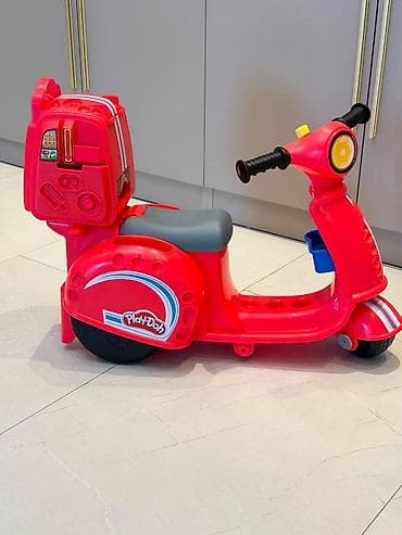 Uşaq üçün elektrik maşınları: 45 azn Playdoh firmasinin plastilinle oynamag ucun moto — 1
