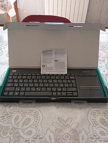 Logitech K400 Plus – media klaviatura və touchpad bir yerdə 2-1 dəfə