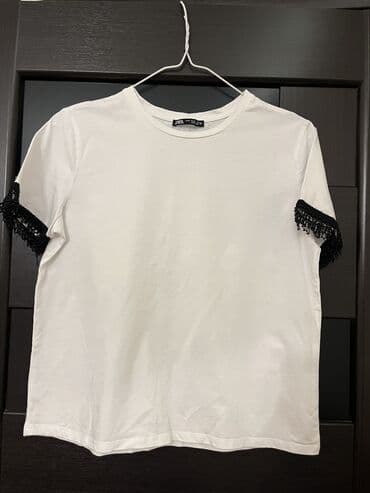 həşərat qovan aparat: Zara qolları muncuqlu tişört. ölçüsü m-dir S M razmere olur az — 2