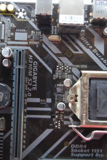 ipad 7: Brend Gigabyte Texniki göstəricilər Versiya 2.0 Socket LGA1151 — 3