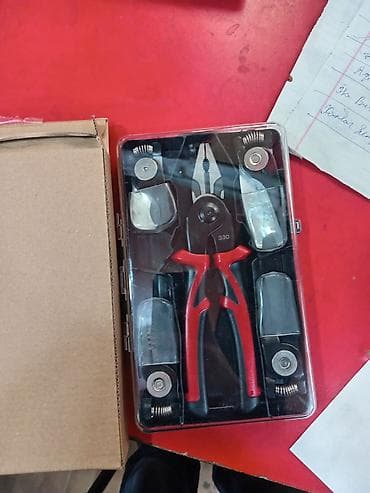 Çoxfunksiyalı pərçim kəlbətin dəsti - Dəst tərkibi: ortada kəlbətin