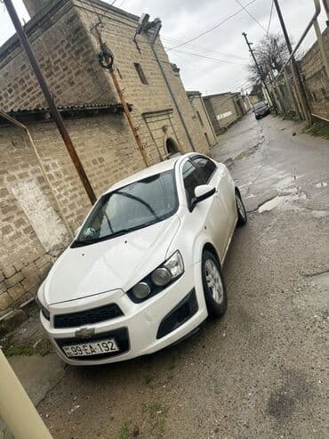 belarus mini traktor: Chevrolet Aveo: 1.2 l | 2012 il 35656 km Sedan — 7